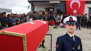 Sözlenmek için izne geldi, cenazesi kaldırıldı Uzman çavuşun acı sonu