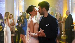 Zeynep ve Serhat aşka geldi