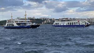 Gökçeada ve Bozcaada feribot seferlerine fırtına engeli