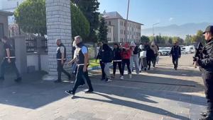 Düzce’de masaj salonlarına fuhuş operasyonu: 5 tutuklama
