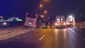 Malatyada otobüs ile çarpışan hafif ticari araçtaki karı-koca öldü; 3 yaralı