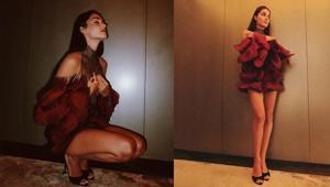 Hande Erçelden bordo şıklığı Süper mini elbisesiyle büyüledi