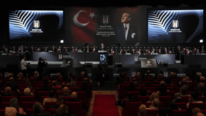 Beşiktaş Başkanı Serdal Adalı, İdari ve Mali Genel Kurulda ibra edildi