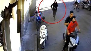 Adana’da gasp anı kamerada Çantayı alıp motosiklete atlayarak kaçtı, şüphelinin peşinden koştu