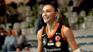 Simge Aköz: 5 kupada da şampiyon olabileceğimize inanıyorum