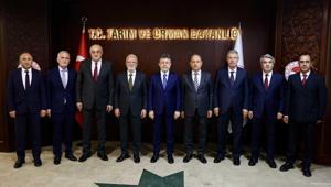 Bakan Yumaklı şeker sektörü temsilcileriyle görüştü