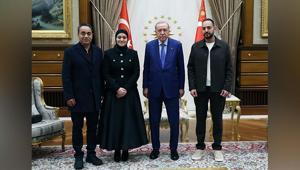 Cumhurbaşkanı Erdoğan Hind Rajabın ailesini Külliyede kabul etti