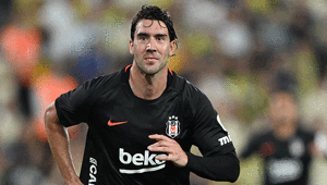 Beşiktaşta Vlahovic ve Trossard müjdesi