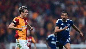 Galatasaray 90da güldü Sarı-kırmızılı ekip 10 kişiyle kazandı