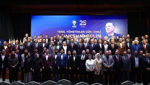 Farklı siyasi partilerden 136 kişi AK Partiye katıldı