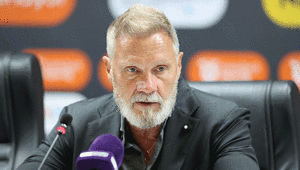 Samsunsporda Thorsten Finkten istifa yanıt Ben savaşçı biriyim