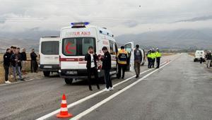 Hakkari’de öğrenci servisi devrildi Çok sayıda yaralı var