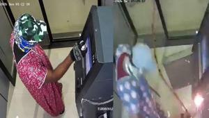 ATM soygunu kamerada Kadın geceliği giyip, ambulansla geldiler