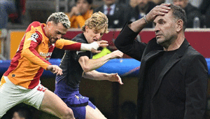 Galatasaray sonunu getiremedi Sarı-kırmızılı ekip Barcelonaya 4-1 mağlup oldu