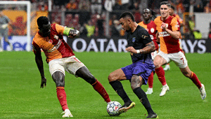 Galatasarayın Barcelona mağlubiyeti sonrası Osman Şenherden Davinson eleştirisi Artık tadı kaçtı cinsinden hatalar