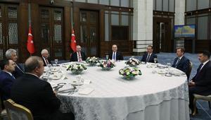 Cumhurbaşkanı Erdoğan, yüksek mahkeme başkanlarıyla yemekte bir araya geldi
