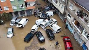 Savaş alanı gibi Selin vurduğu İstanbulda hasar, gün ağarınca ortaya çıktı