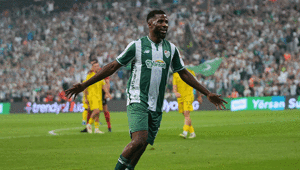 Bursasporlu Kelechi Iheanacho, tarihe adını yazdırdı
