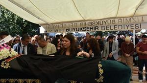 Avukat Özgeye acı veda Cübbesiyle son yolculuğuna uğurlandı