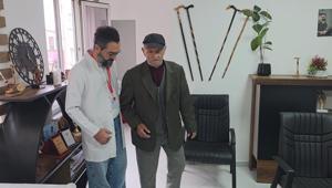 Doktorlar bacağının kesilmesini önermişti 72 yaşındaki Ahmet Üstünkul yeniden ayağa kalktı