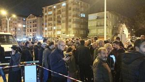 Kocaelide kolon ve kirişlerinden ses gelen bina tedbiren boşaltıldı