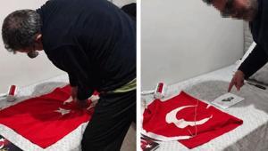 Türk bayrağı ve Atatürk’e hakaret Öğretmen gözaltına alındı