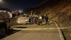 Erzurumda feci kaza Şarampole devrilen araçtaki 2 kişi öldü, 2 kişi ağır yaralandı