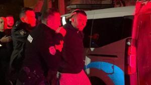 ‘Başımı eğemezsiniz diyen sürücüye şok ceza Polis otosunda direndi