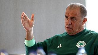 Olympiakos maçı öncesi Fatih Terim, Fenerbahçe'ye başarılar diledi 