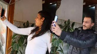 Balıkçı ağına insan boyunda orkinos takıldı 