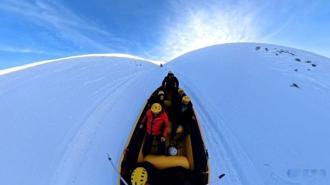 Erzincan’da kar raftingi renkli görüntüler oluşturdu 