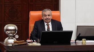 DEM Parti Sözcüsü Ayşegül Doğan, ameliyatta olan Sırrı Süreyya Önder'in durumuyla ilgili açıklamada bulundu
