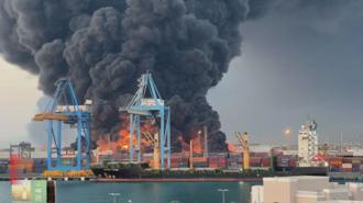 Sudan’ın Port Sudan Limanında patlama ve yangınlar meydana geldi