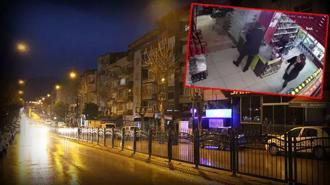 Düşen yıldırım herkesi panikletti! O anlar anbean kaydedildi