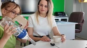Elison 6745! 4'üncü sınıf öğrencisi öğrencinin pet şişeden yaptığı proje gündem oldu