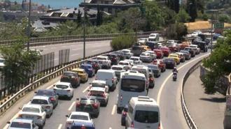 15 Temmuz Şehitler Köprüsü'nde bayram trafiği