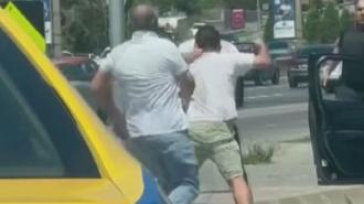 Ataşehir’de yumruklu trafik kavgası kamerada