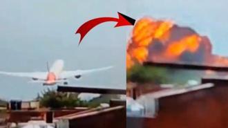 Hindistan'da yolcu uçağı düştü! Kaza anı kamerada...
