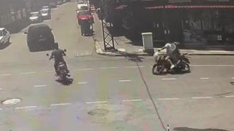 Çarpmayayım derken kaza yaptı: O anlar kamerada
