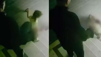 Kızına tekme atarak merdivenlerden yuvarlayan cani baba adliyede