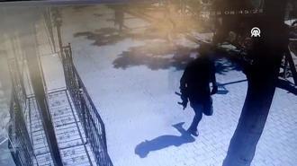 Küçükçekmece’de silahlı çatışma! Yaralılar var