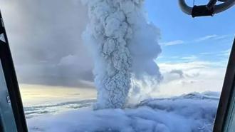 Rusya'daki volkan 600 yıl sonra patladı! Kırmızı havacılık alarmı