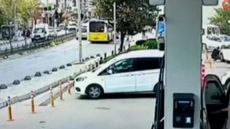 Arnavutköy’de İETT otobüsünün havalandırma kapağı uçtu: Bir vatandaş faciadan döndü