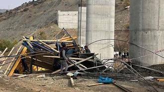 Diyarbakır’da köprü inşaatında iskele çöktü! 3 kişi öldü