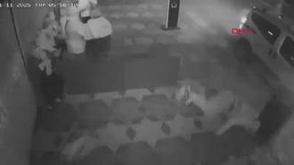 Ankara'da otomobil durağa daldı