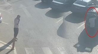 Bagajı açtı, 50 bin liralık laptopu alıp kaçtı! Pendik’te hırsızlık anı güvenlik kamerasında