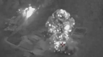 İsrail, Hizbullah’a ait silah deposunu ve yer altı tesisini vurdu