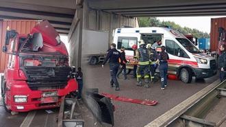 Korkunç ölüm! Kullandığı TIR’ın altında can verdi