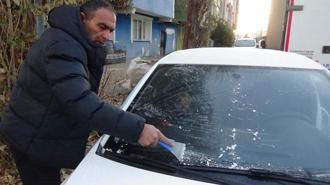 Kars buz kesti: Dondurucu soğuklar hayatı olumsuz etkiliyor