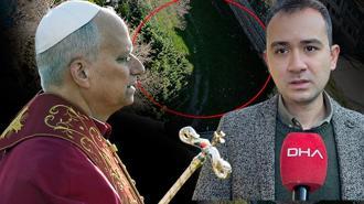 Papa'nın ziyaretinden bir gün sonra şaşırtan ilan: Kendimizi çok özel hissettik